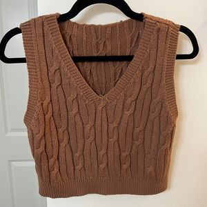 Brown Cable knit cropped sweater vest